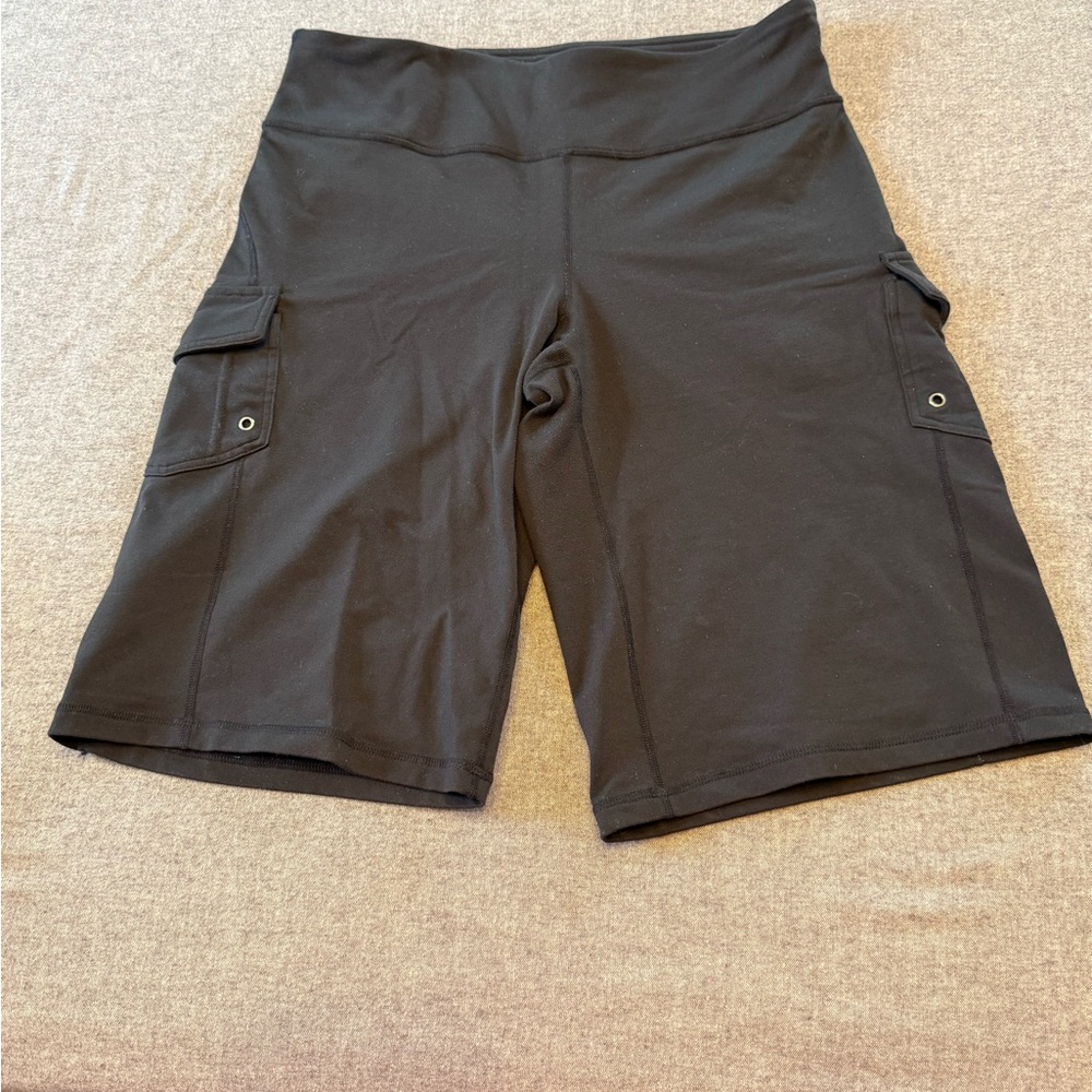 Athleta Women's Black Cargo Spandex Shorts